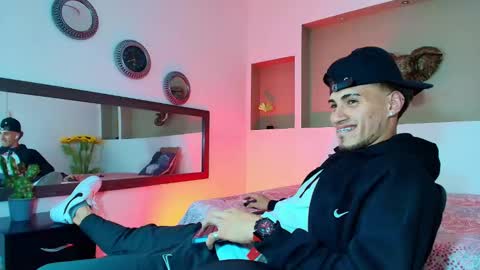 Snapshot of austin_collinss chatting on 10, 1, 2025 AUSTIN online show from 10, 1, 2025