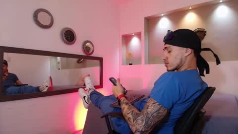 Snapshot of austin_collinss chatting on 23, 1, 2025 AUSTIN online show from 23, 1, 2025