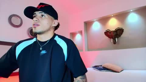 Snapshot of austin_collinss chatting on 6, 2, 2025 AUSTIN online show from 6, 2, 2025