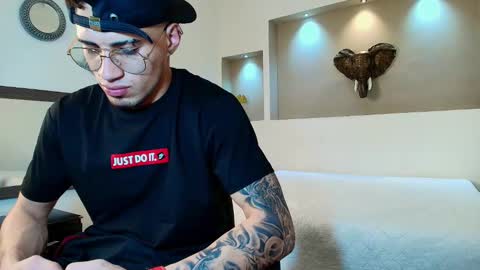 Snapshot of austin_collinss chatting on 9, 2, 2025 AUSTIN online show from 9, 2, 2025