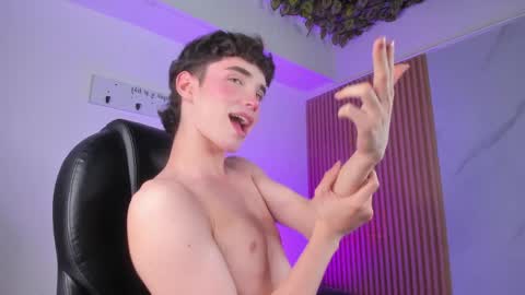 austin_rouse online show from 8, 4, 2026