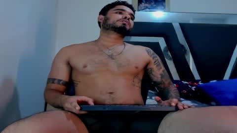 AustinTorres  online show from 18, 12, 2024