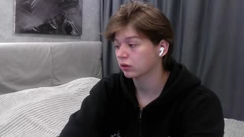 Snapshot of ausxuw chatting on 23, 9, 2025 ausxuw online show from 23, 9, 2025