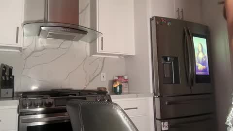 Auntumnfalls online show from 1, 2, 2025