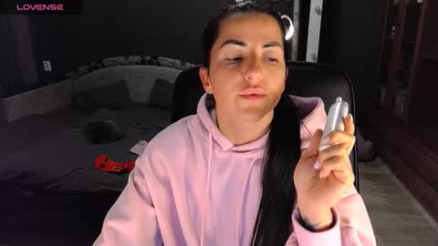 Ava online show from 3, 12, 2025