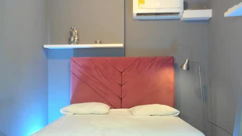 ava_luz online show from 20, 12, 2025