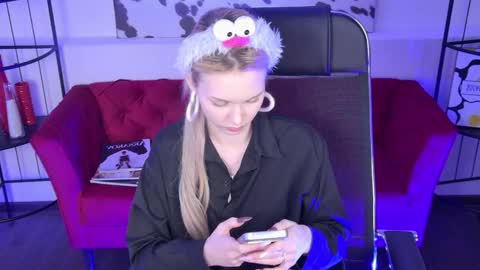 Ava nonude online show from 25, 2, 2026