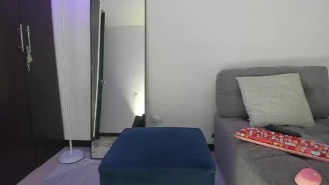 Ava Ferrera Elena online show from 28, 4, 2026