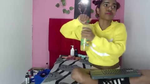 avalericherrycm101 online show from 24, 2, 2025