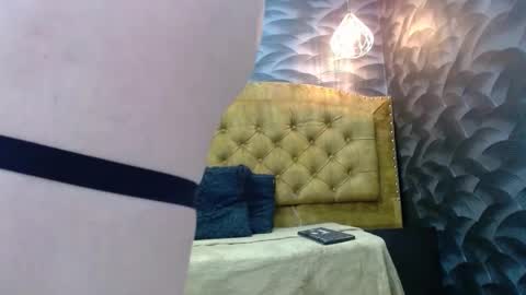 Snapshot of avanahomi chatting on 17, 9, 2025 avanahomi online show from 17, 9, 2025