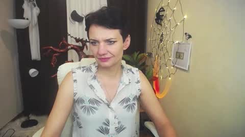 avasaturnian online show from 19, 10, 2025