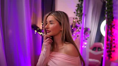 Carina online show from 16, 2, 2025