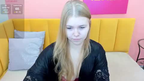 Snapshot of avasunshine_ chatting on 9, 7, 2026 Ava online show from 9, 7, 2026