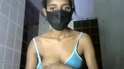 avery_lust01 online show from 25, 5, 2026