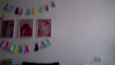 Avery online show from 11, 4, 2026