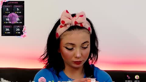 Snapshot of averywillow chatting on 7, 2, 2025 AveryWillow online show from 7, 2, 2025