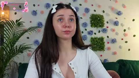 Snapshot of averywillow chatting on 20, 6, 2026 AveryWillow online show from 20, 6, 2026