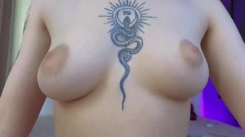 avgustina_love online show from 1, 3, 2026