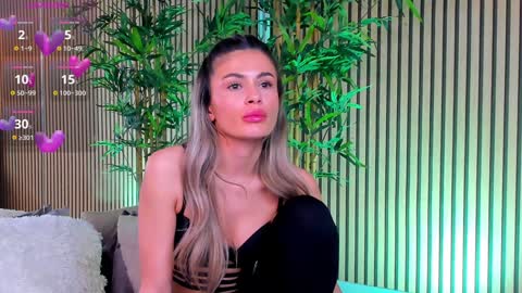 AVRILL CYRUX online show from 2, 1, 2025