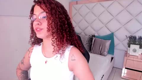 Avril  online show from 10, 1, 2026