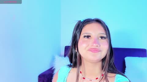 Snapshot of avymilton chatting on 15, 12, 2024 Avy online show from 15, 12, 2024