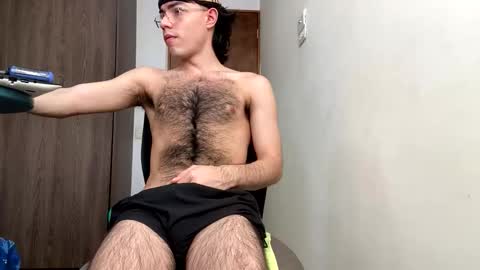 AndrewXxl independent online show from 25, 3, 2026