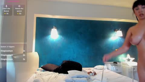 Jolie online show from 8, 12, 2024