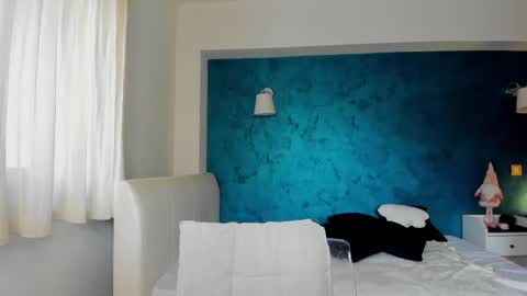 Jolie online show from 12, 3, 2025