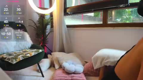 Snapshot of awesome_jolie chatting on 23, 7, 2026 Jolie online show from 23, 7, 2026