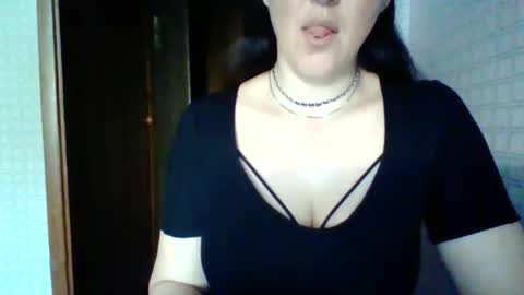 awesomeladyy online show from 17, 5, 2026