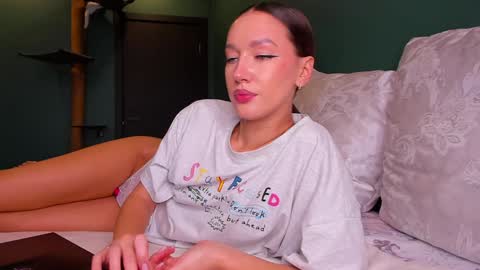 Awgustina online show from 24, 1, 2025