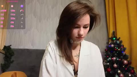 Snapshot of aww_burn chatting on 5, 1, 2025 Tris online show from 5, 1, 2025