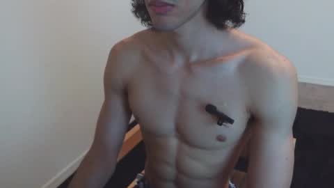 Edward Skellington online show from 7, 3, 2025