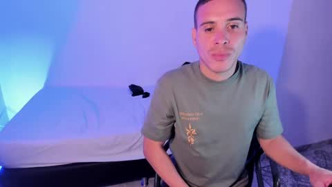 Snapshot of axel__fierro chatting on 21, 4, 2026 axel__fierro online show from 21, 4, 2026