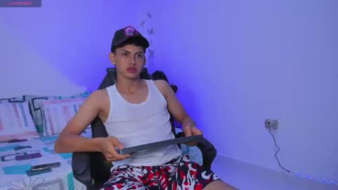 AXEL online show from 25, 10, 2025