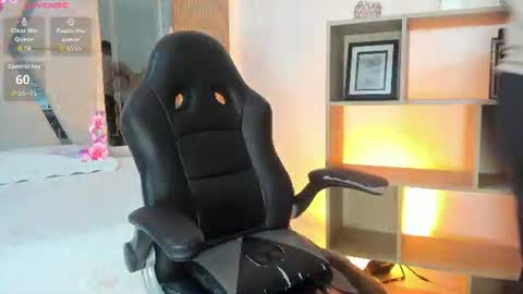 Snapshot of axel_grey_ chatting on 27, 6, 2026 axel_grey_ online show from 27, 6, 2026