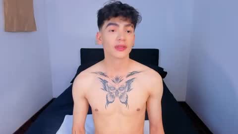 Snapshot of axel_inkshade chatting on 8, 8, 2026 Axel online show from 8, 8, 2026