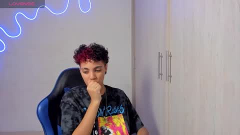 Axel online show from 13, 4, 2026