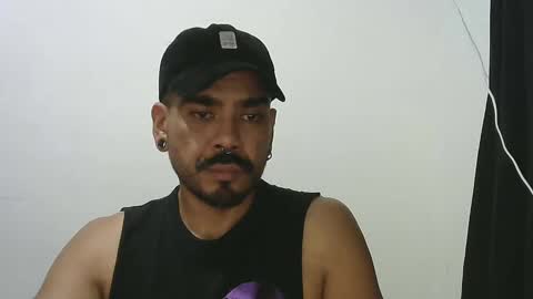 Axel online show from 2, 2, 2025