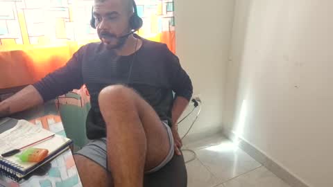 Axel online show from 19, 11, 2025