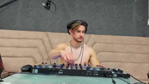 Snapshot of axel_porn_ chatting on 17, 5, 2026 Axel online show from 17, 5, 2026