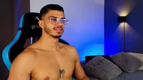 axel stein NEW ACCOUNT online show from 1, 2, 2025