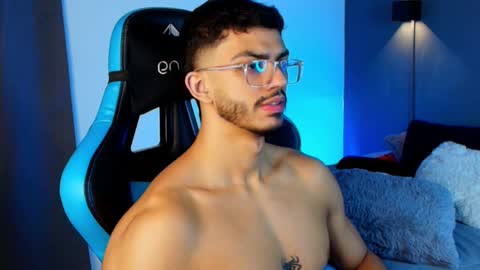 axel stein NEW ACCOUNT online show from 5, 3, 2025