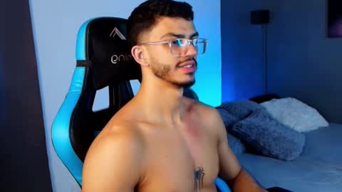 axel stein NEW ACCOUNT online show from 10, 3, 2025