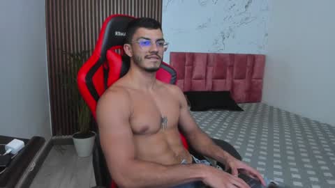 Snapshot of axel_stein2 chatting on 8, 1, 2025 Axel online show from 8, 1, 2025