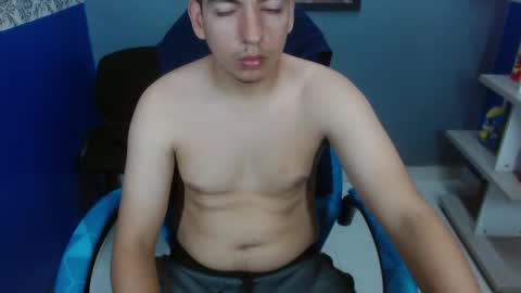 axel_stones_ online show from 2, 11, 2025