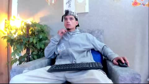 axel  online show from 8, 10, 2025