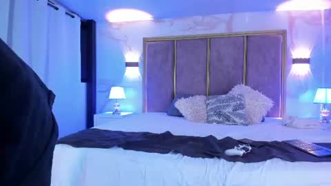 Axel and Renata online show from 19, 6, 2026
