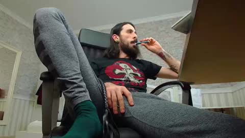 Snapshot of axelcolton chatting on 16, 12, 2024 AxelColton online show from 16, 12, 2024