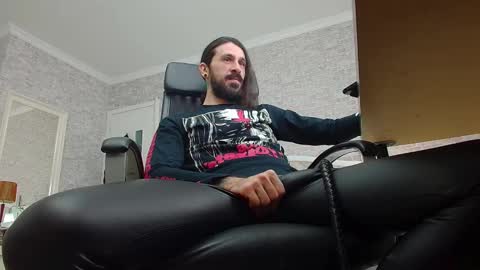Snapshot of axelcolton chatting on 27, 12, 2024 AxelColton online show from 27, 12, 2024